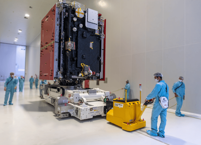 Juice_transfers_to_fuelling_facility0-(1)-1_Airbus (1)