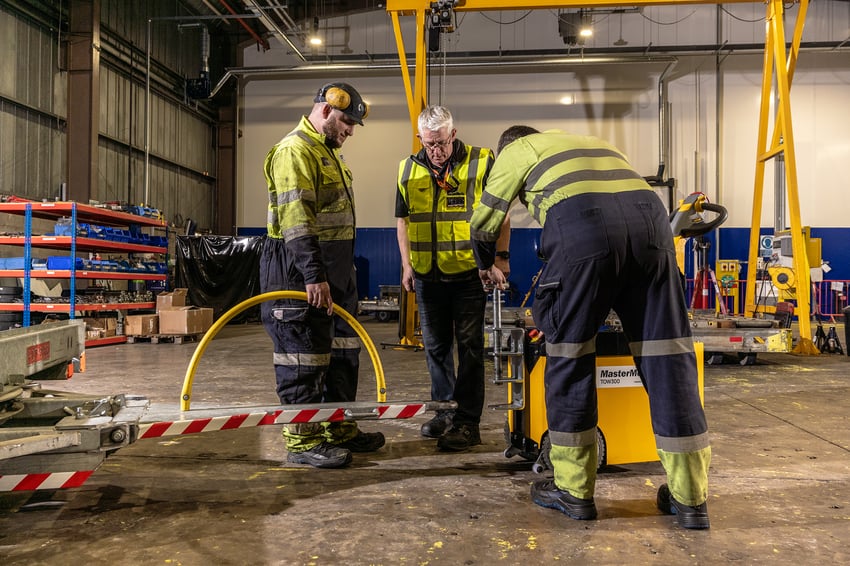 Manchester Airport_TOW300_Team