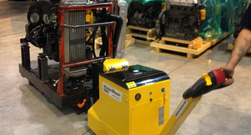 MasterTug MT300 moving autocraft drivetrains