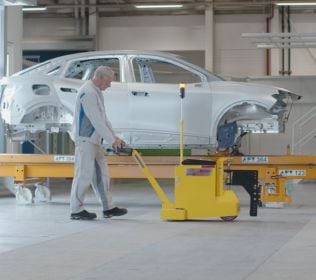 sector-overview-automotive-2