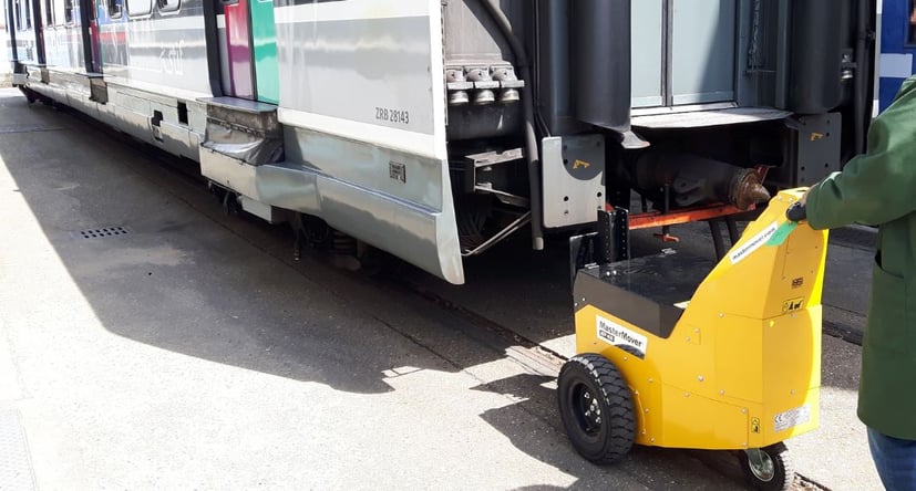 AllTerrain ATP400 moving a rail carriage